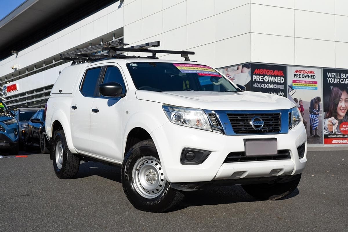 2017 Nissan Navara SL in White