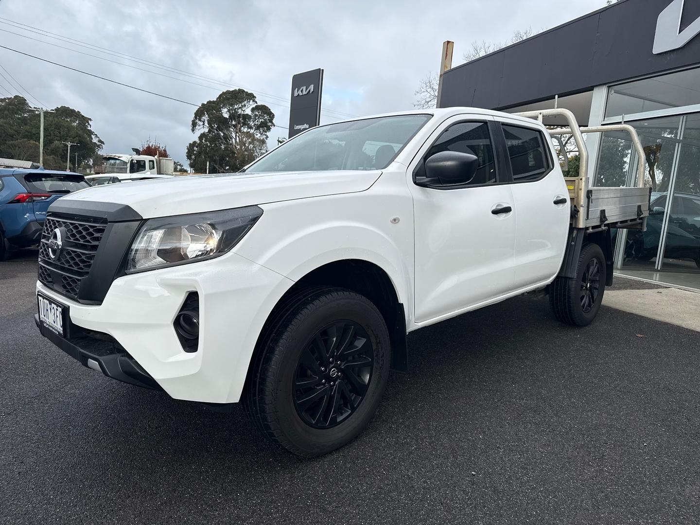 2021 Nissan Navara SL in Other