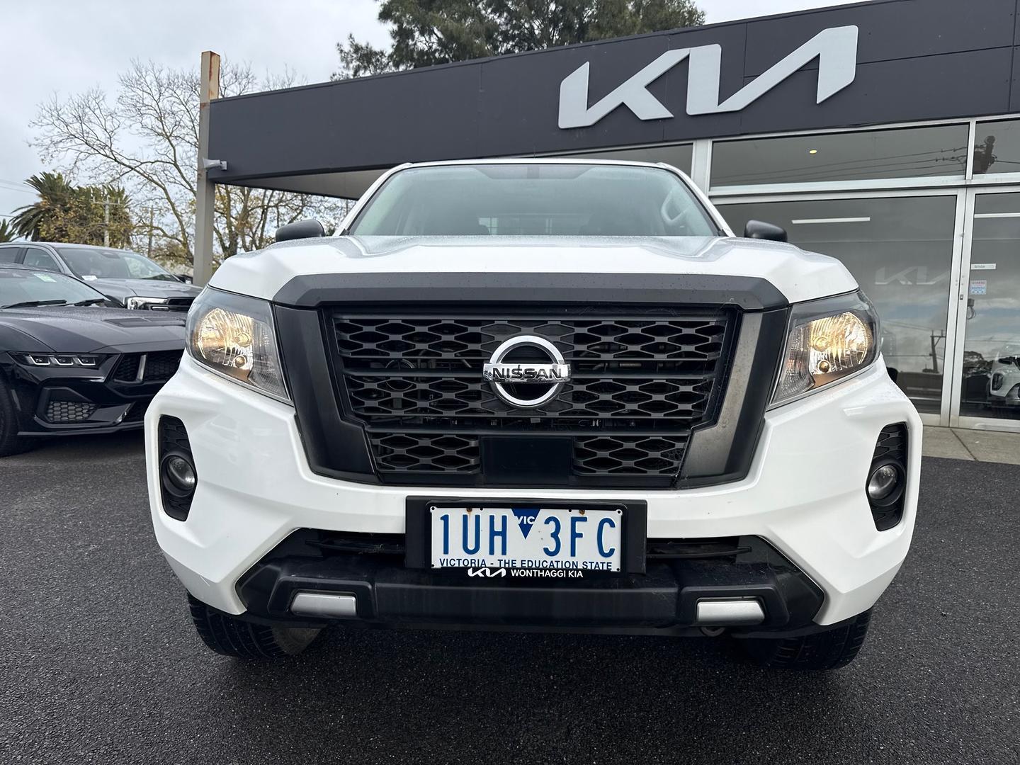 2021 Nissan Navara SL in Other