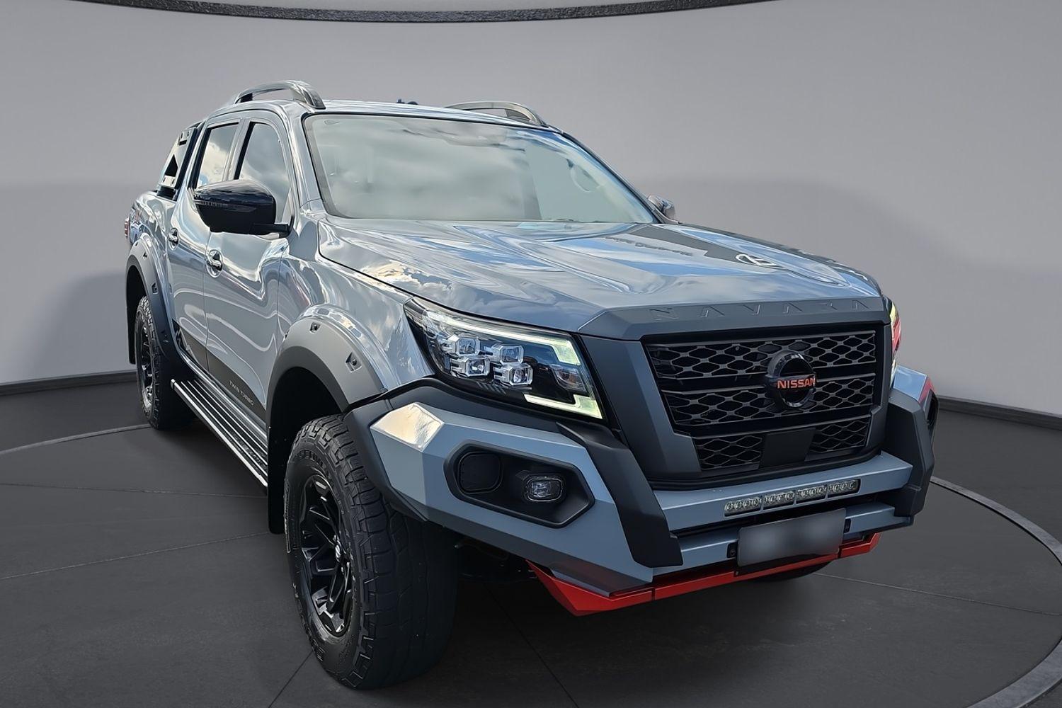 2021 Nissan Navara PRO-4X in Grey