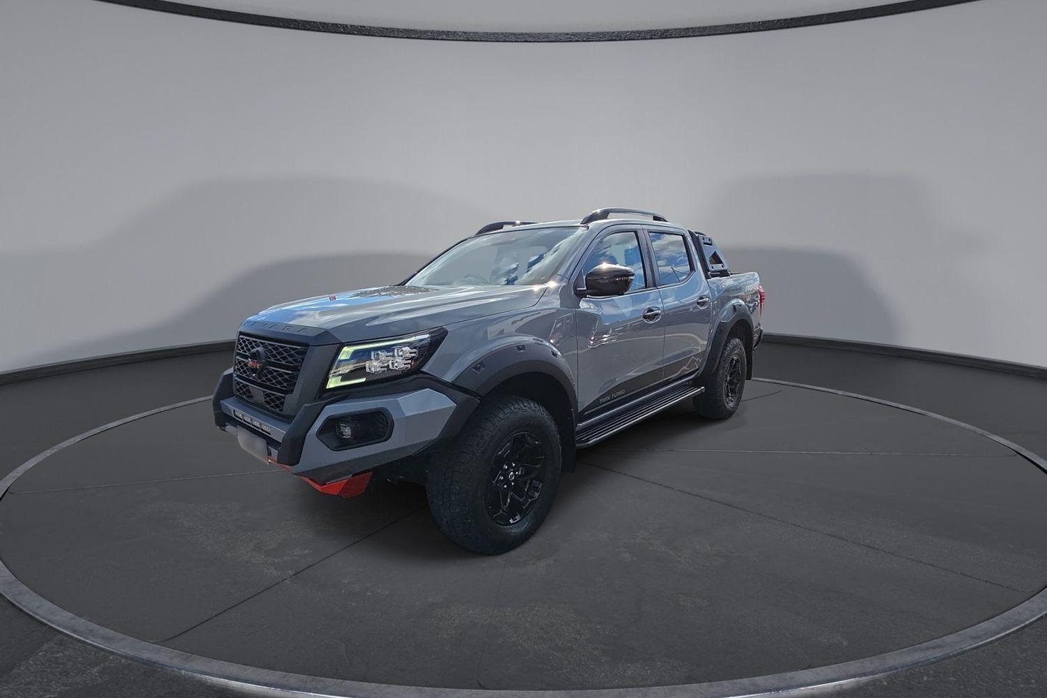2021 Nissan Navara PRO-4X in Grey