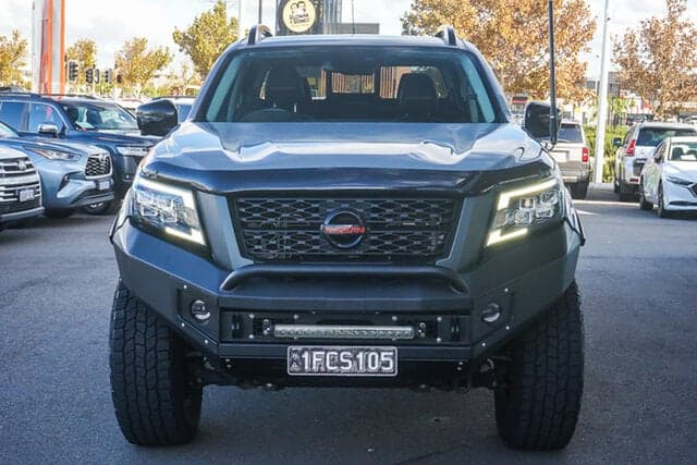 2022 Nissan Navara PRO-4X in Grey