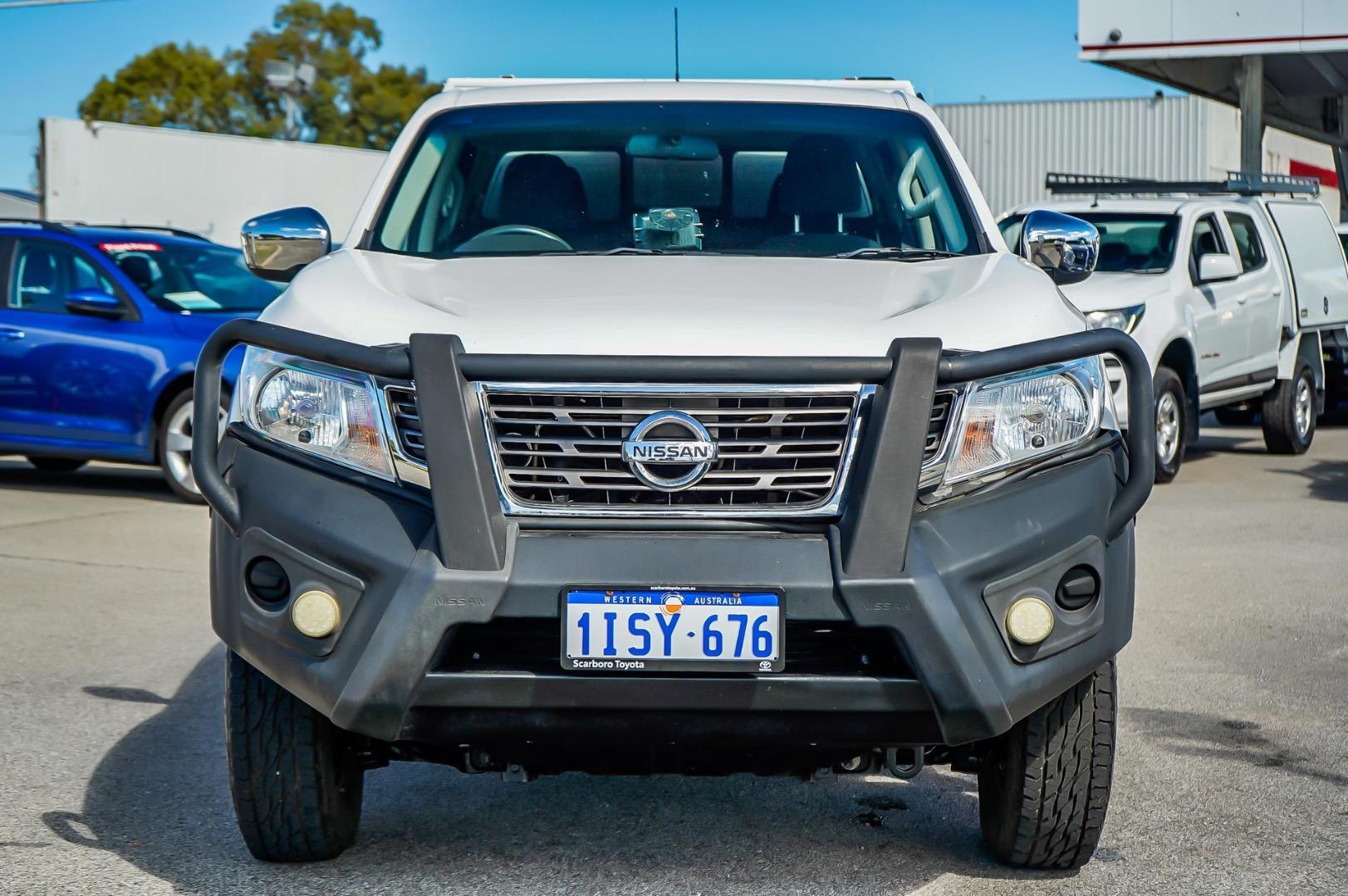 2019 Nissan Navara RX in White