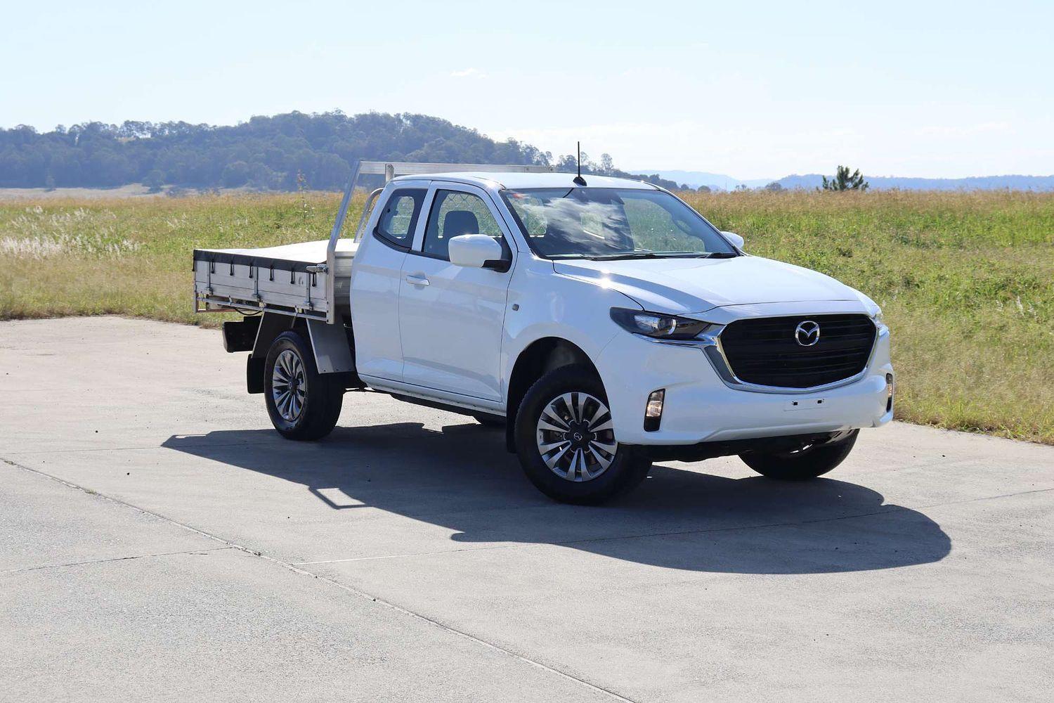 2022 Mazda BT-50 XT in White
