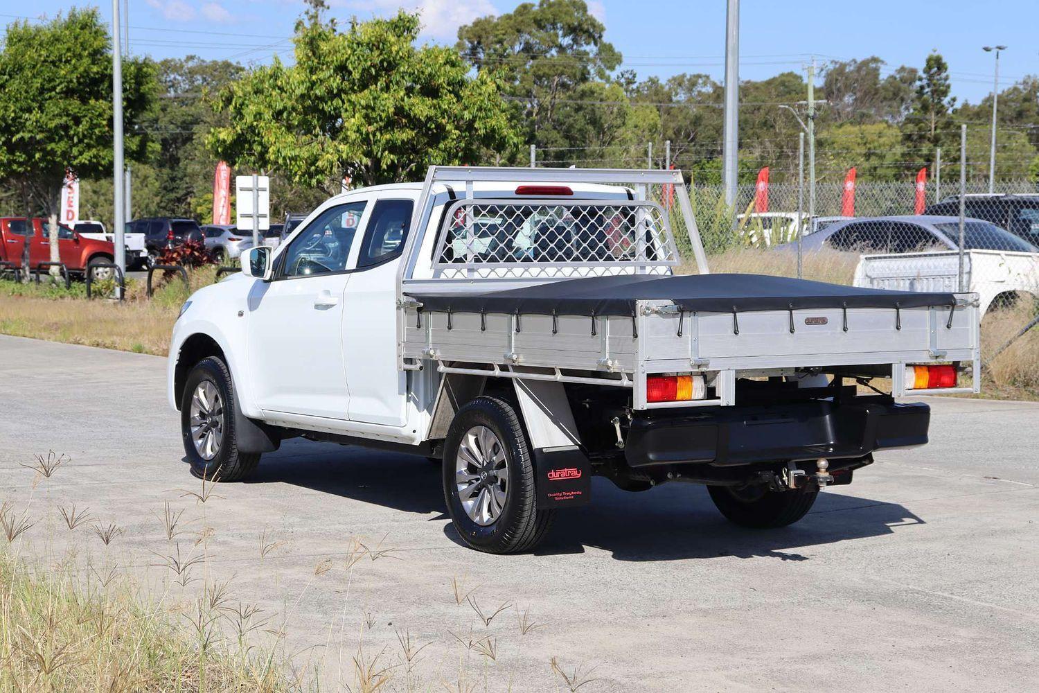 2022 Mazda BT-50 XT in White