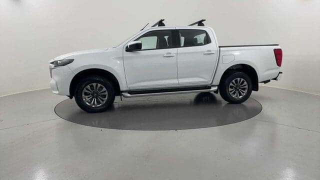 2021 Mazda BT-50 XT in White