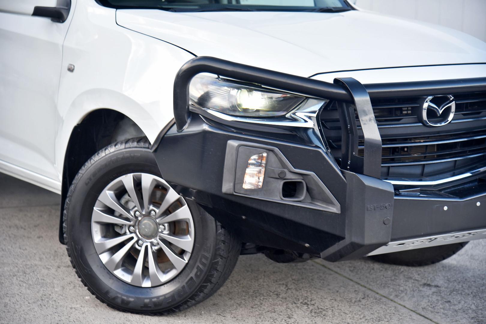 2022 Mazda BT-50 XT in White