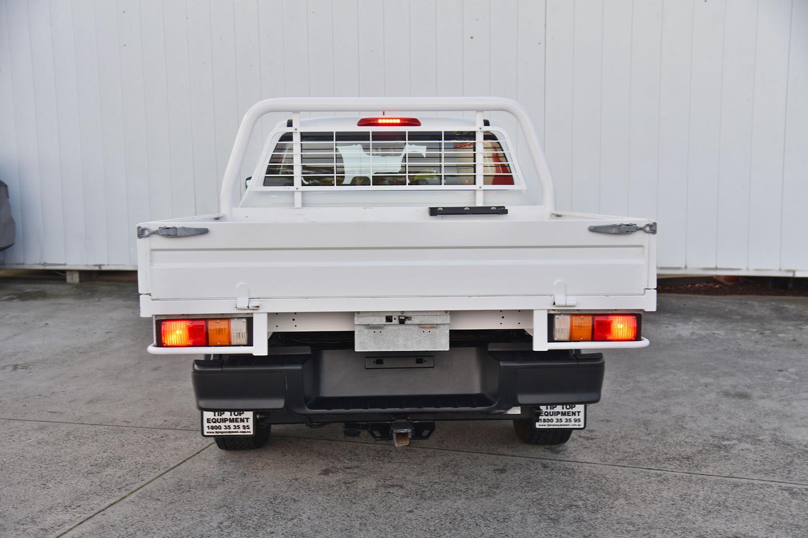 2022 Mazda BT-50 XT in White