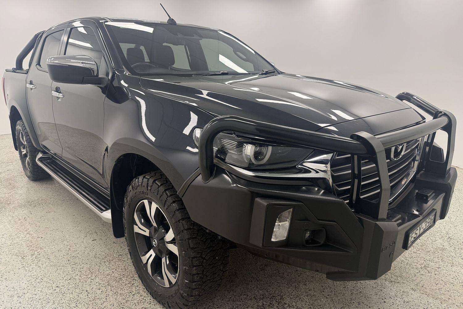 2022 Mazda BT-50 GT in Black