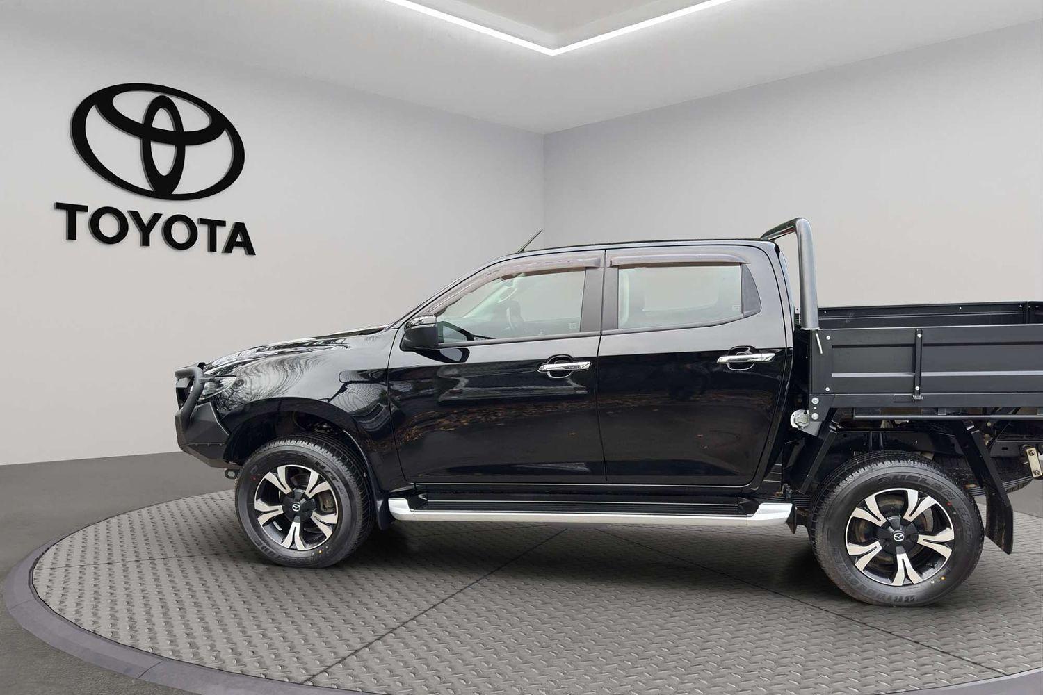2022 Mazda BT-50 XTR in Black