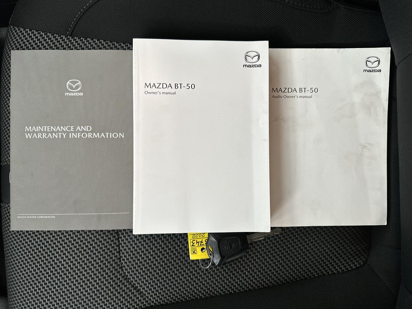 2022 Mazda BT-50 XT in Silver