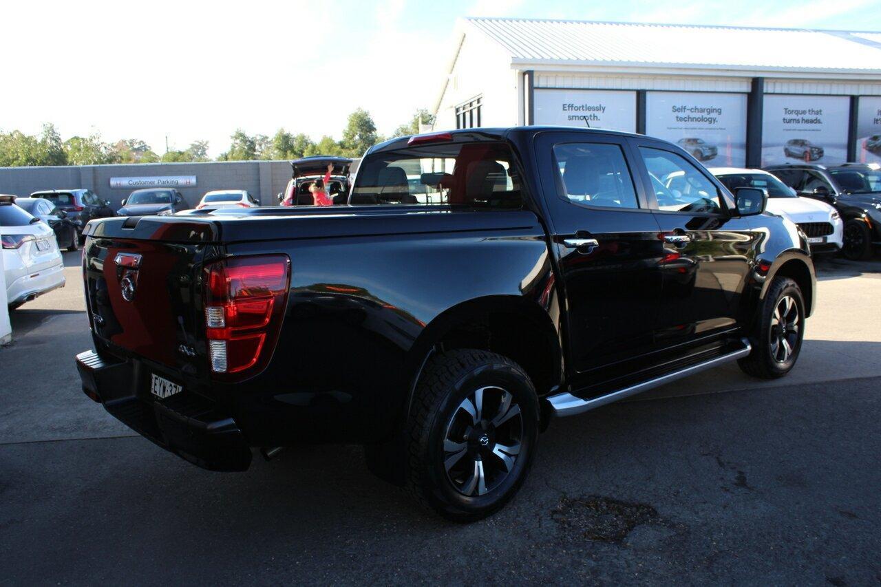 2022 Mazda BT-50 GT in Black