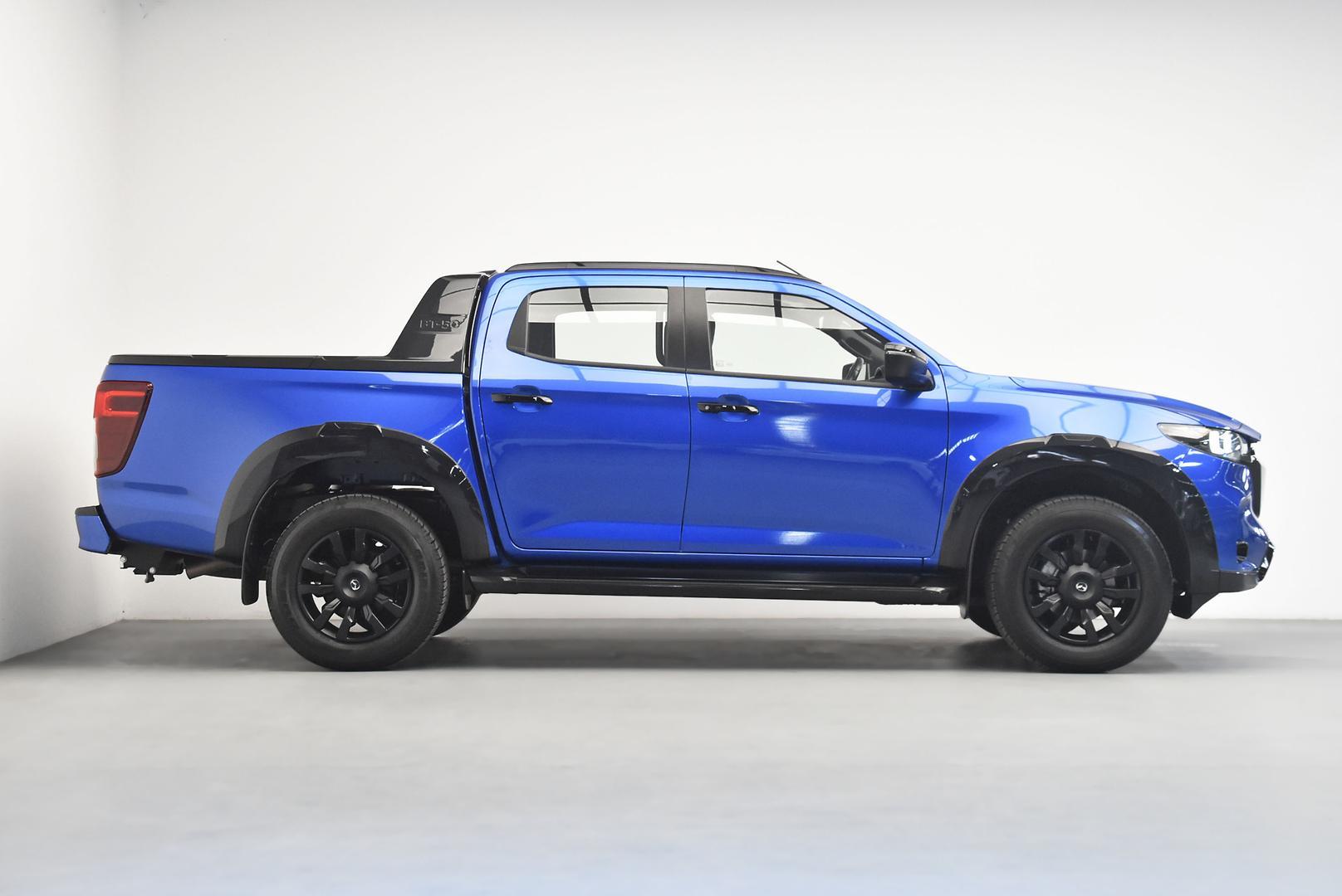 2025 Mazda BT-50 SP in Blue