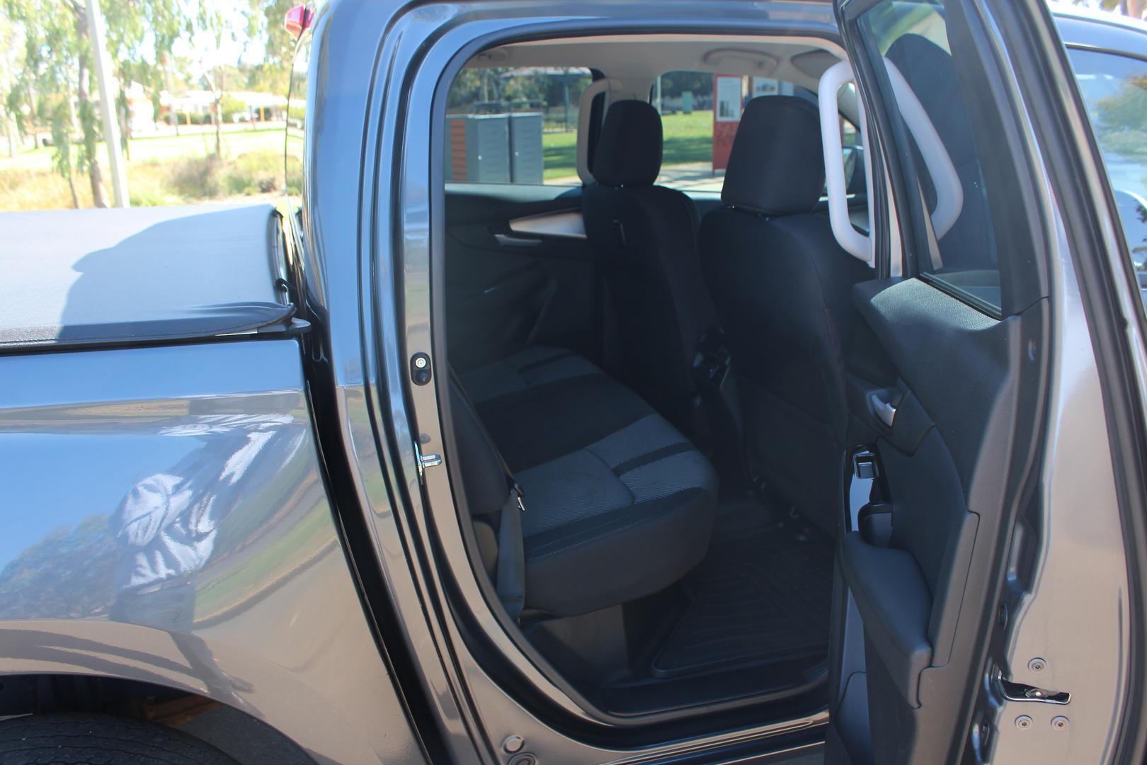2021 Mazda BT-50 XS in Rock Grey