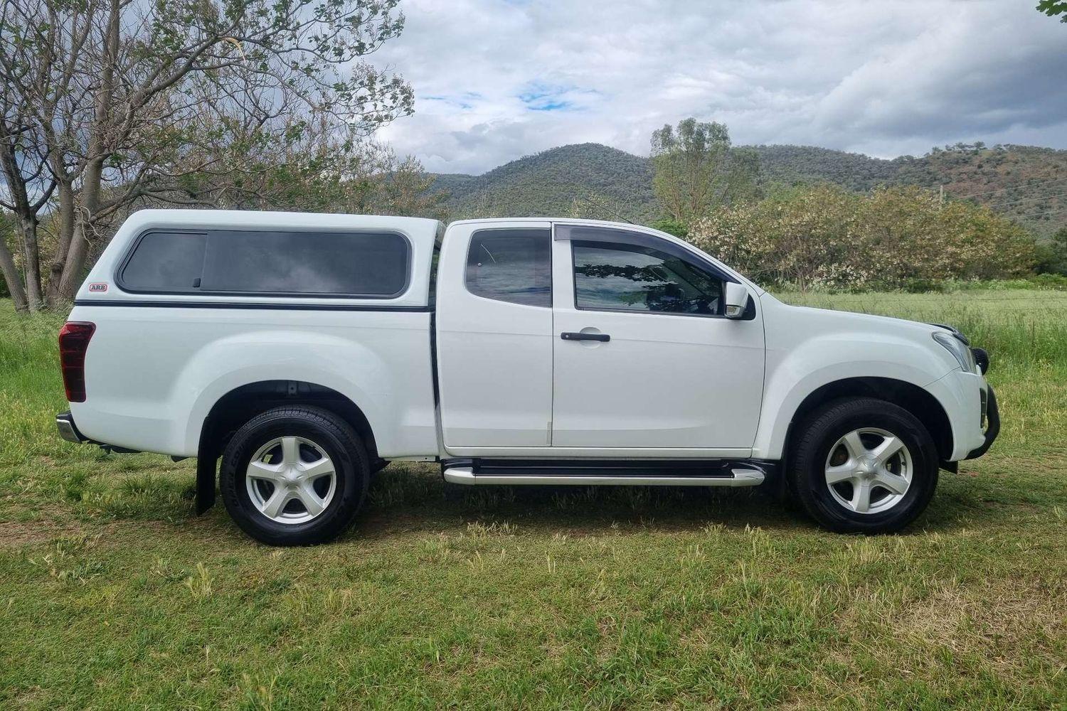 2017 Isuzu D-MAX SX High Ride in Other