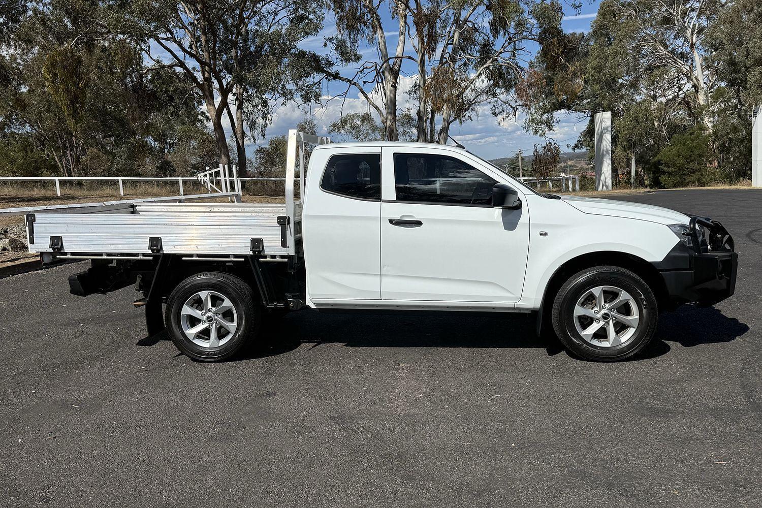 2020 Isuzu D-MAX SX in White