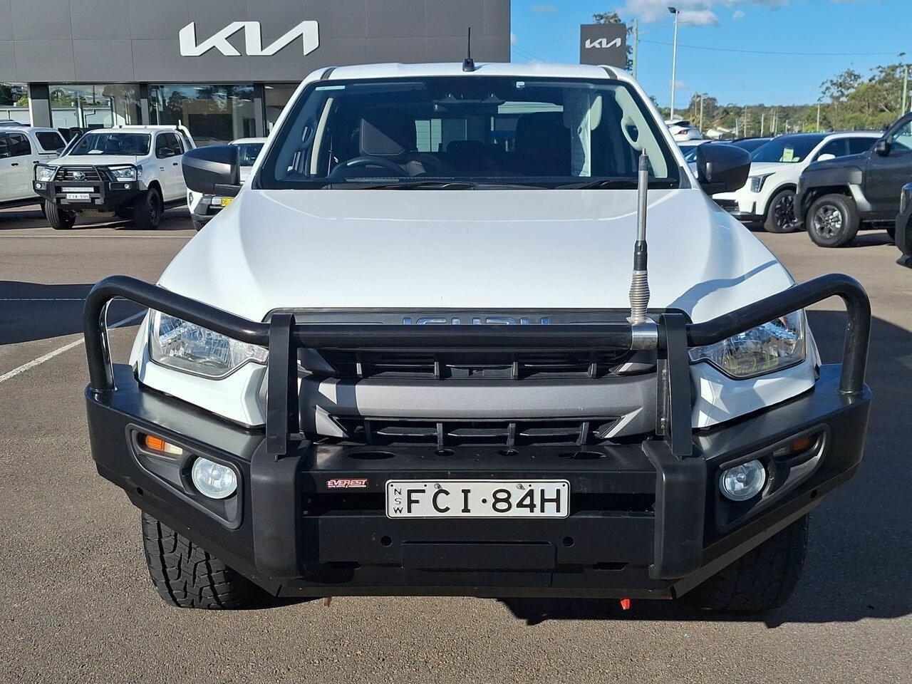 2021 Isuzu D-MAX SX in White