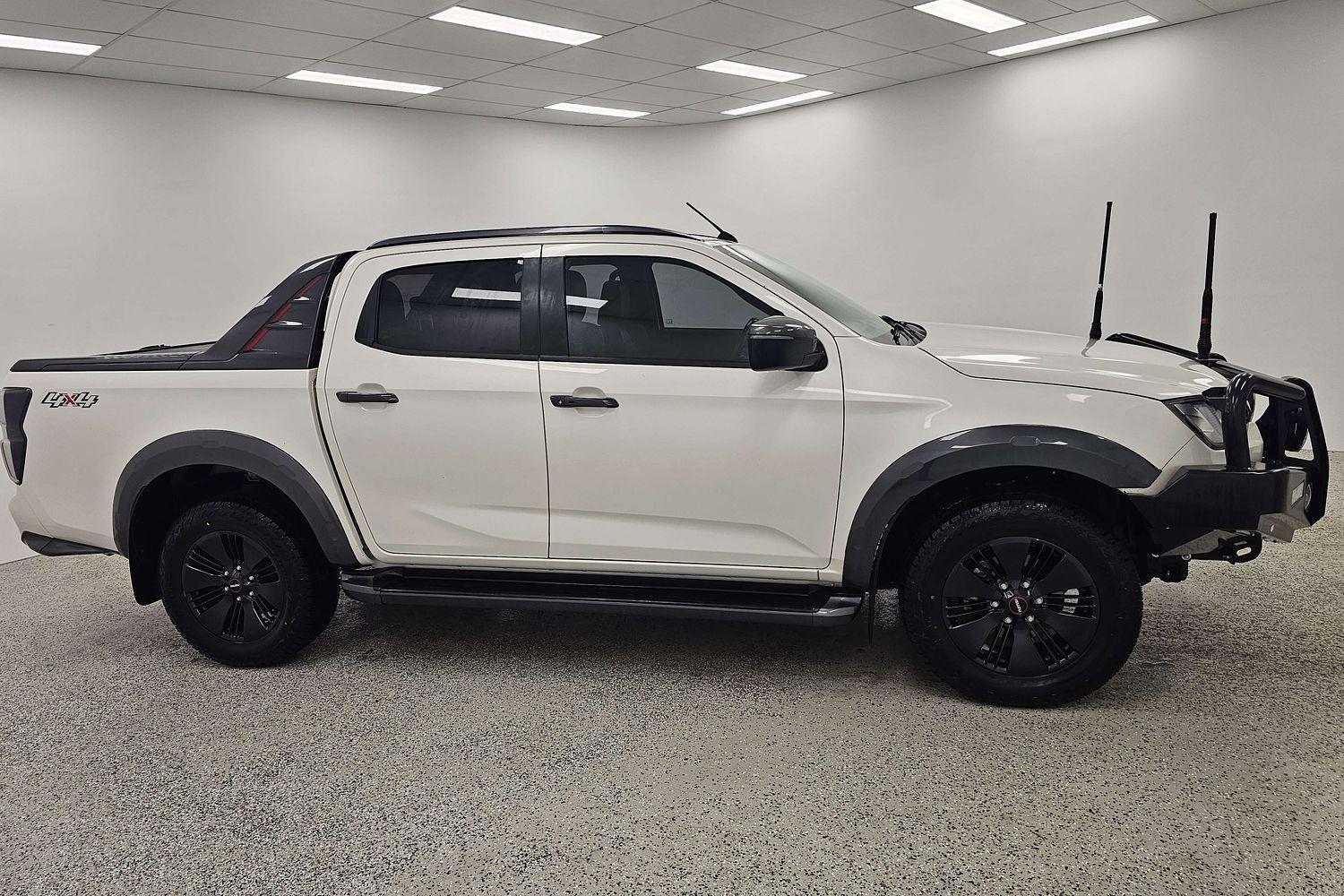 2022 Isuzu D-MAX X-TERRAIN in Other