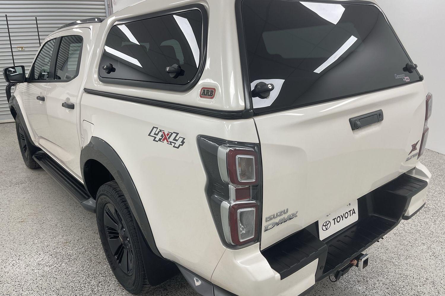 2022 Isuzu D-MAX X-TERRAIN in White