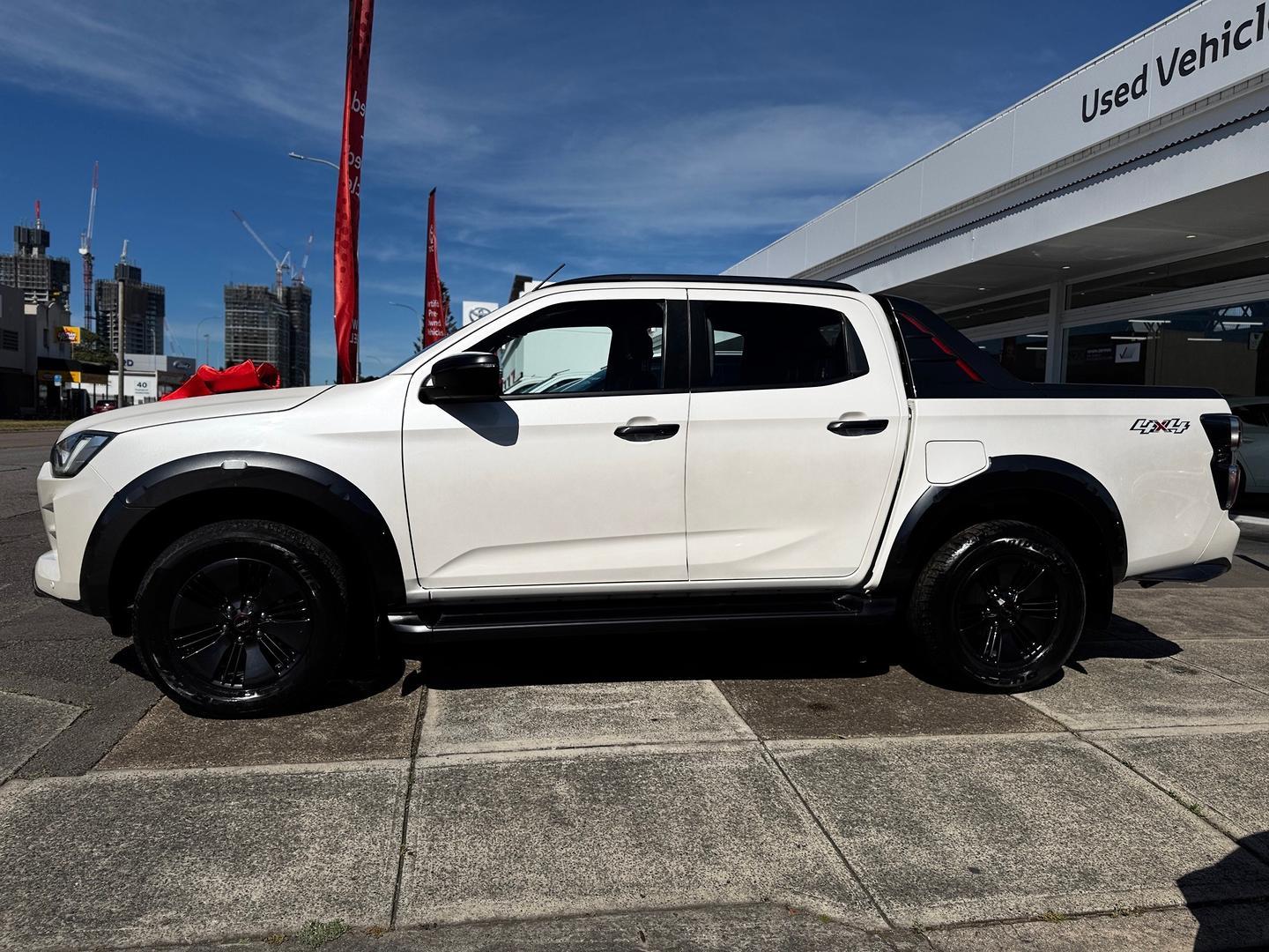 2022 Isuzu D-MAX X-TERRAIN in Other
