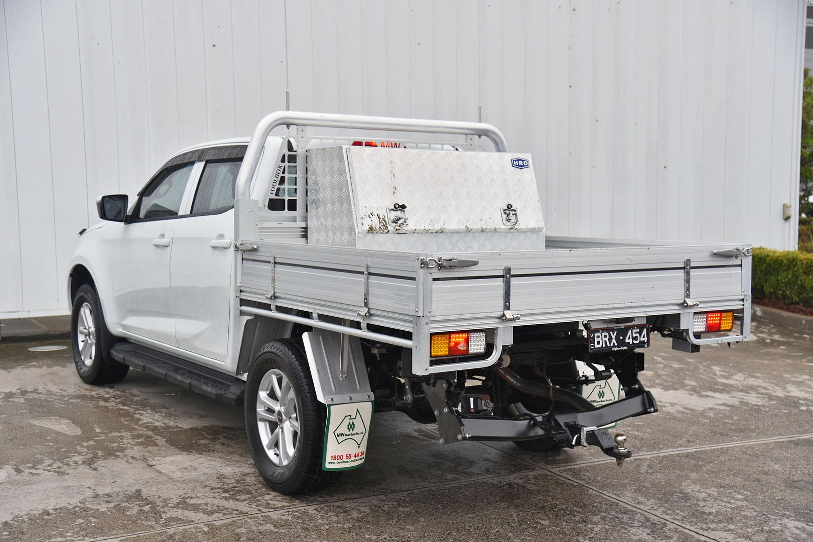 2021 Isuzu D-MAX LS-M in White
