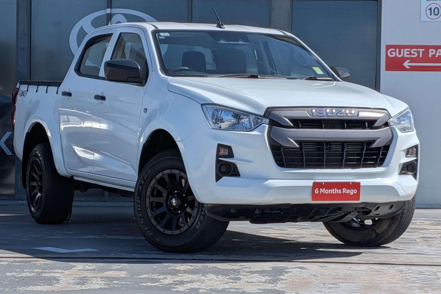 2021 Isuzu D-MAX SX in White