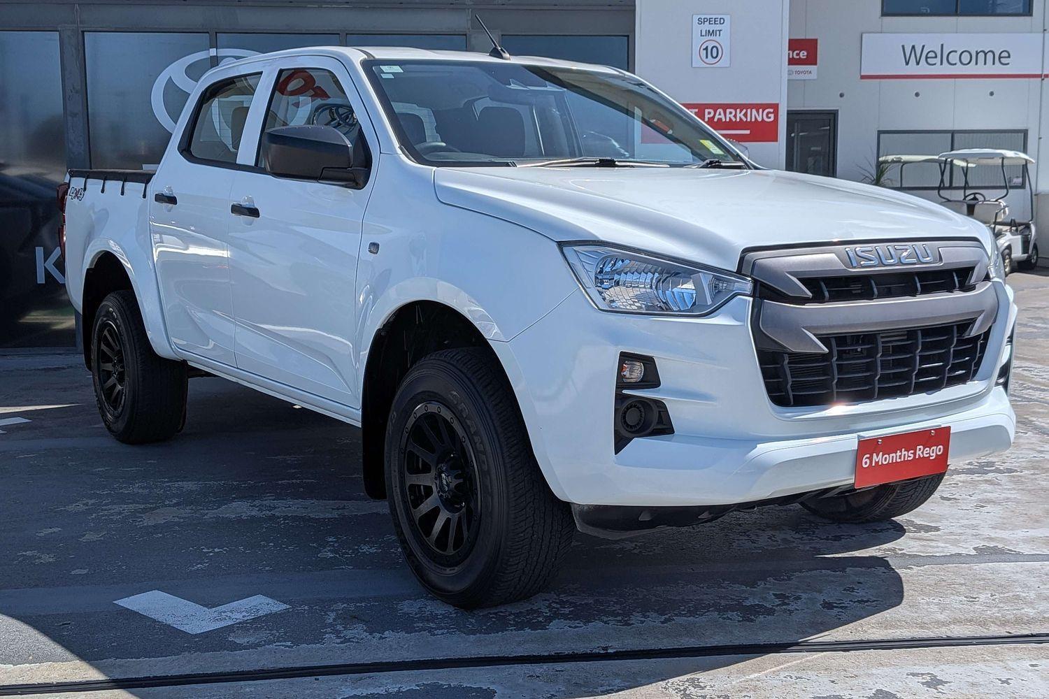 2021 Isuzu D-MAX SX in White