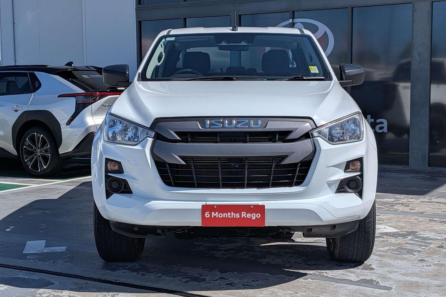 2021 Isuzu D-MAX SX in White