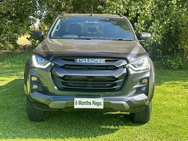 2023 Isuzu D-MAX X-TERRAIN in Grey