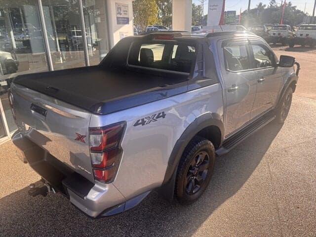2024 Isuzu D-MAX X-TERRAIN in Silver