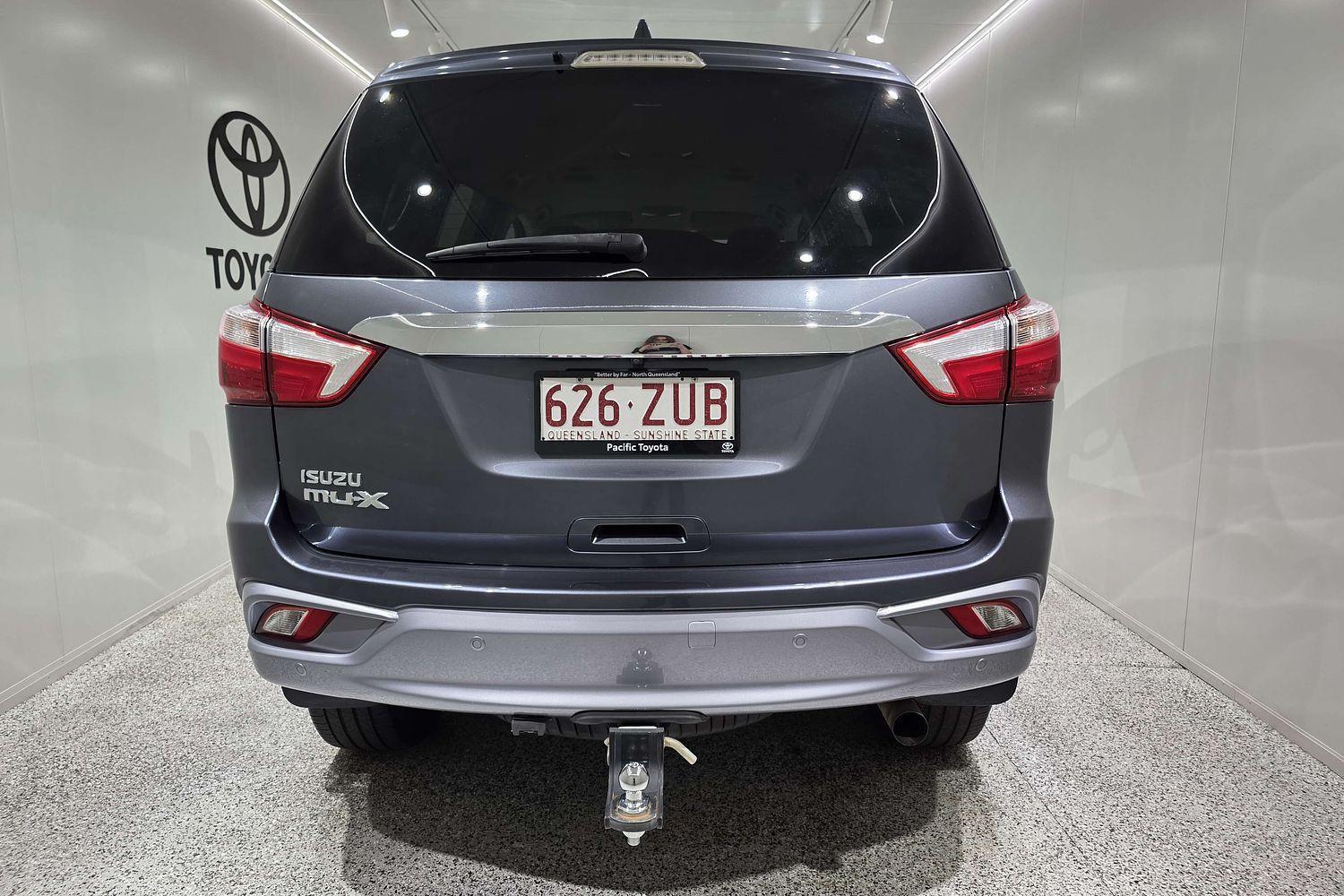 2020 Isuzu MU-X LS-U in Grey