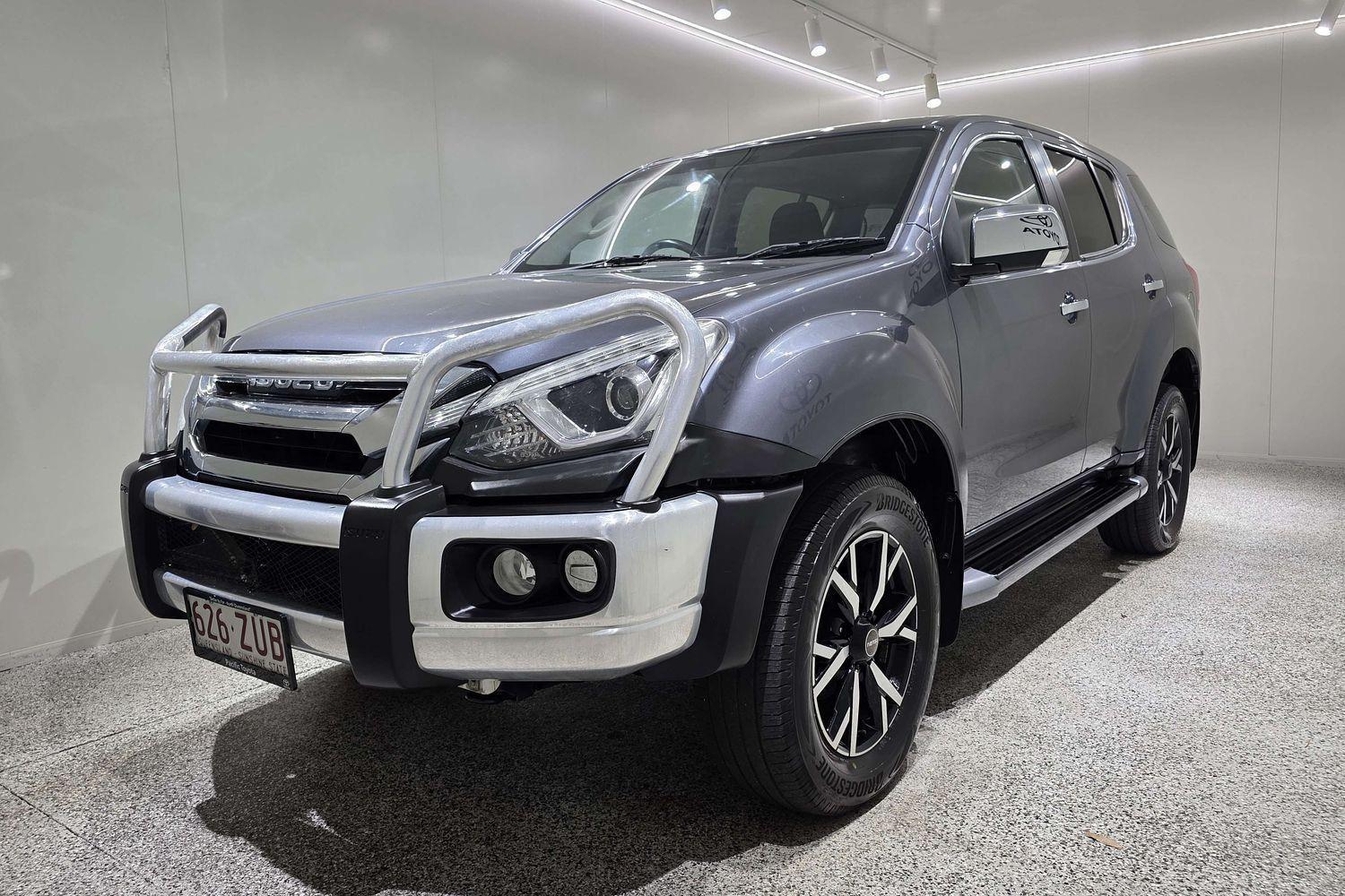2020 Isuzu MU-X LS-U in Grey