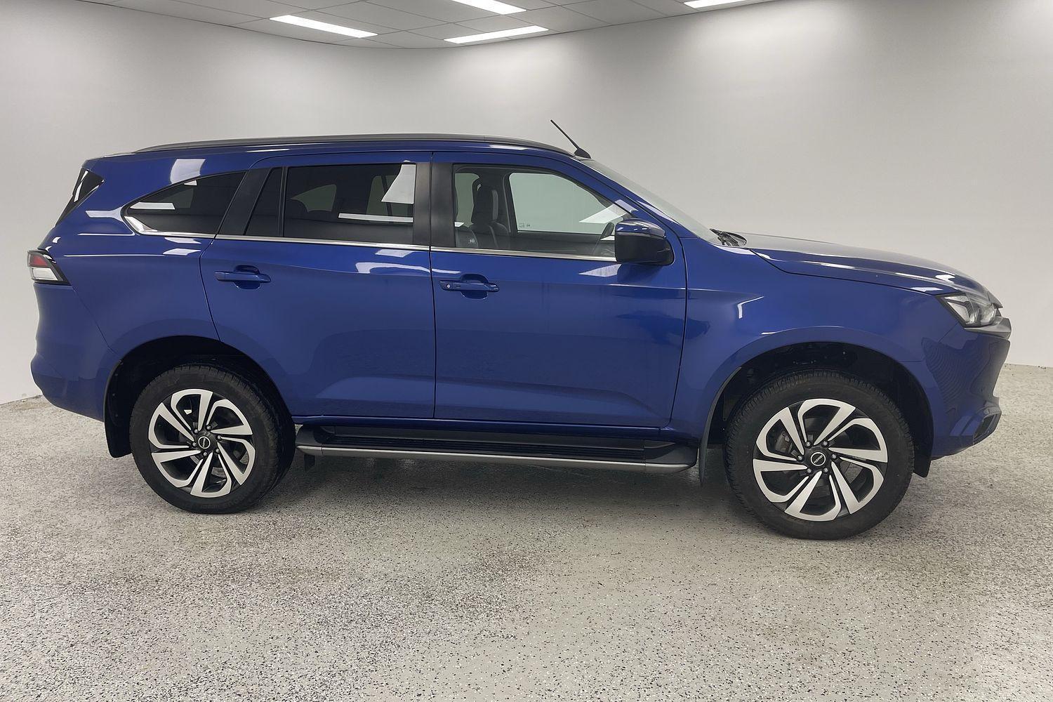 2021 Isuzu MU-X LS-T in Blue