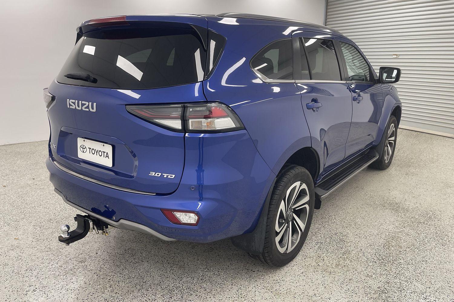 2021 Isuzu MU-X LS-T in Blue