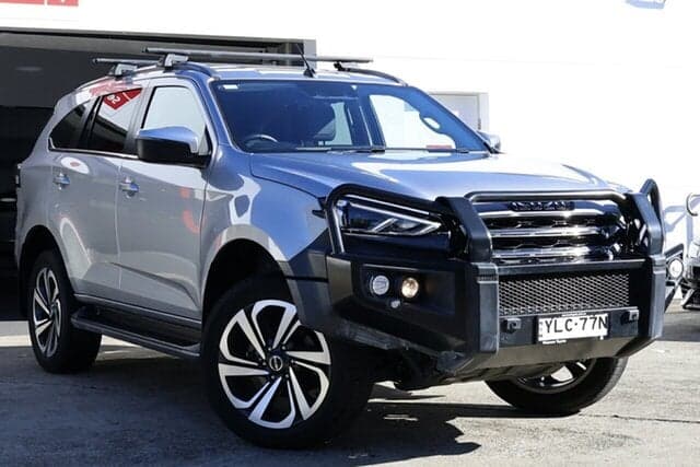 2022 Isuzu MU-X LS-T in Silver