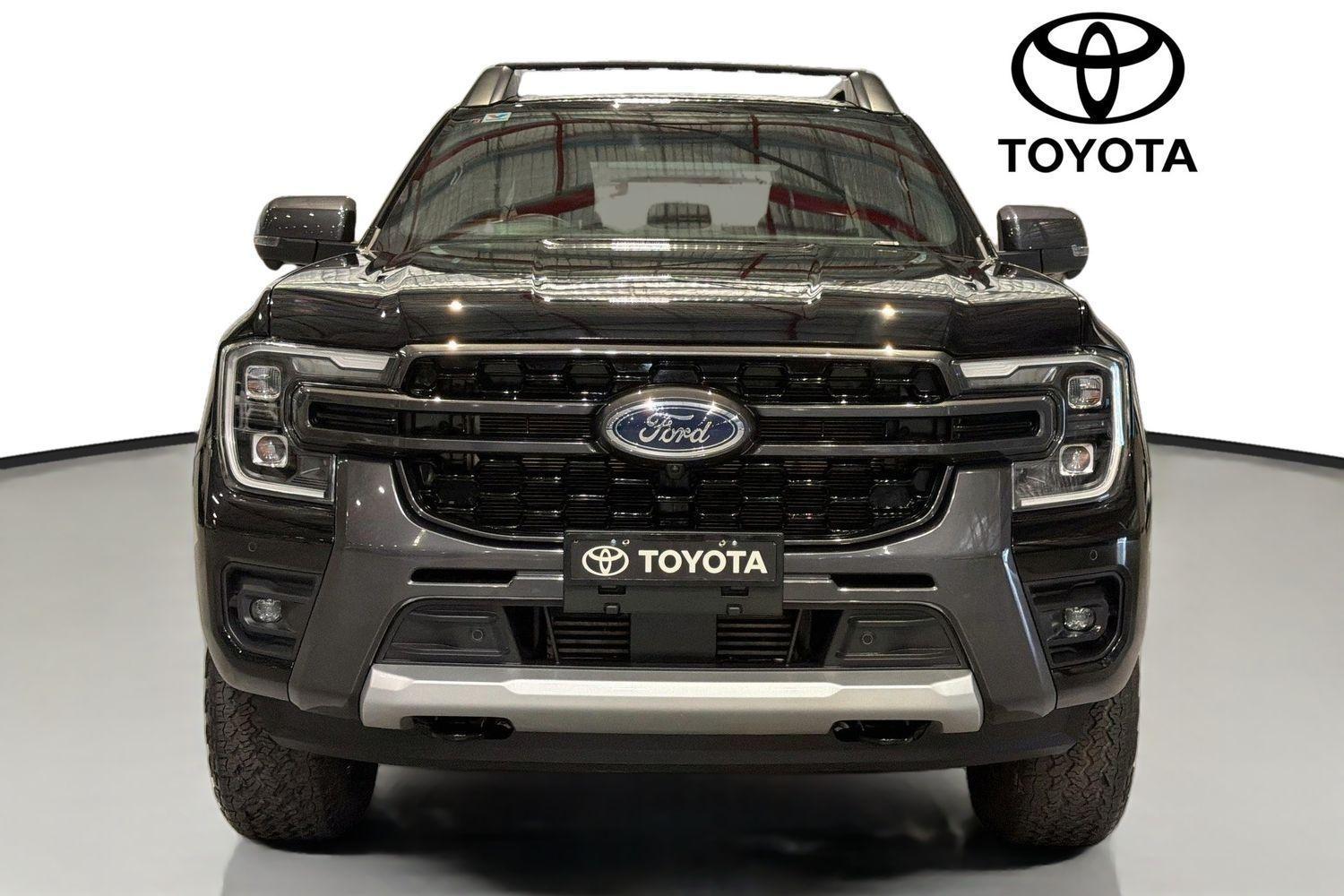 2025 Ford Ranger Wildtrak in Black