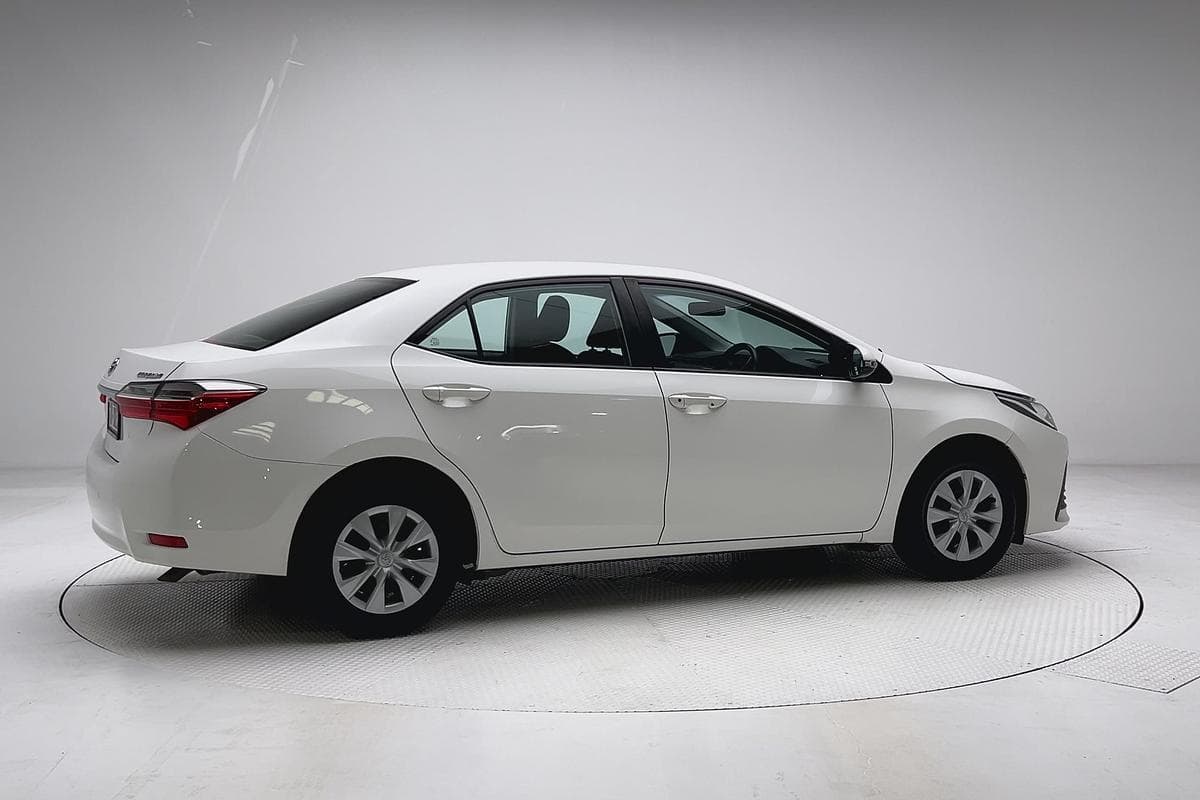2017 Toyota Corolla Ascent in White