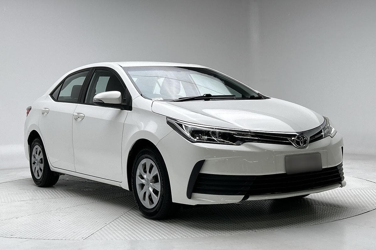 2017 Toyota Corolla Ascent in White