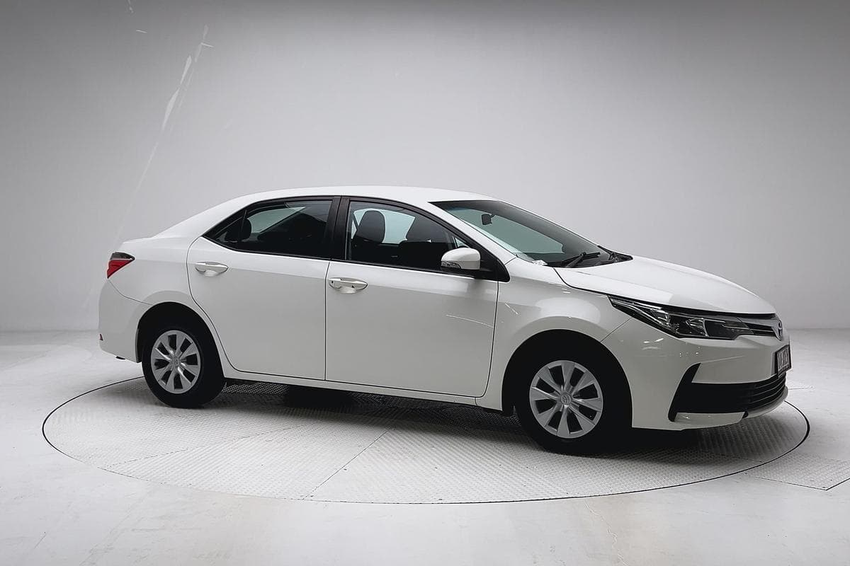 2017 Toyota Corolla Ascent in White