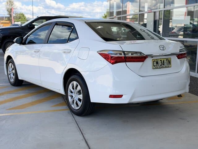 2017 Toyota Corolla Ascent in White