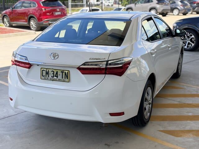 2017 Toyota Corolla Ascent in White
