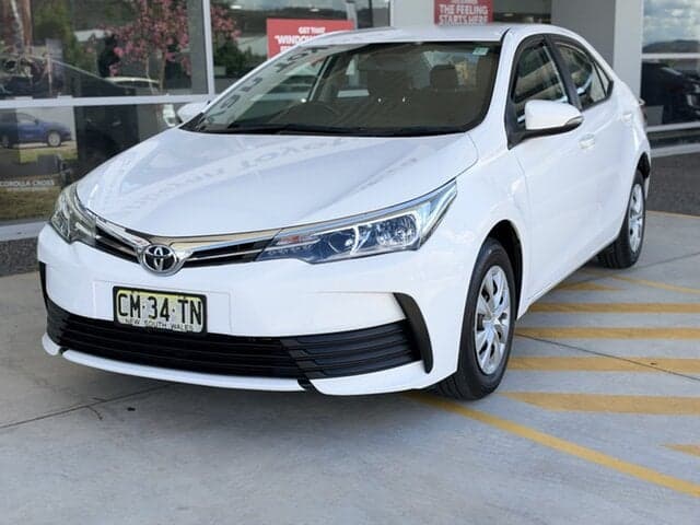 2017 Toyota Corolla Ascent in White