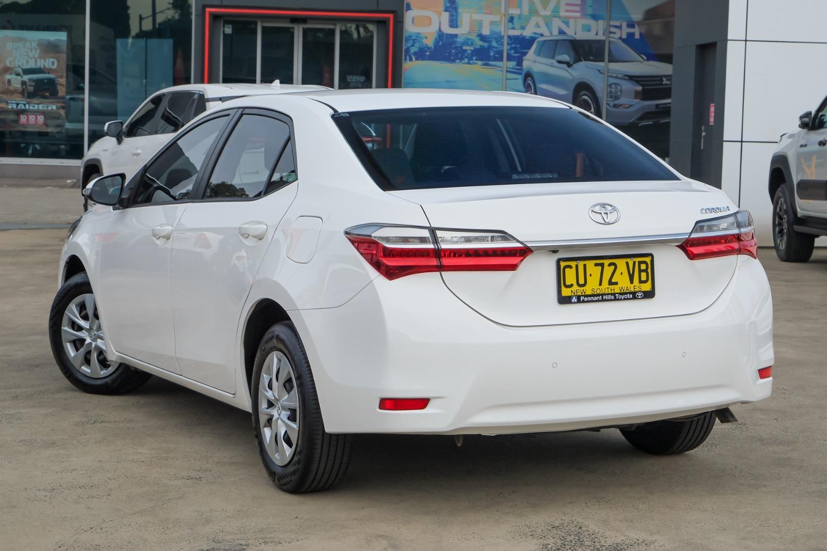 2019 Toyota Corolla Ascent in White