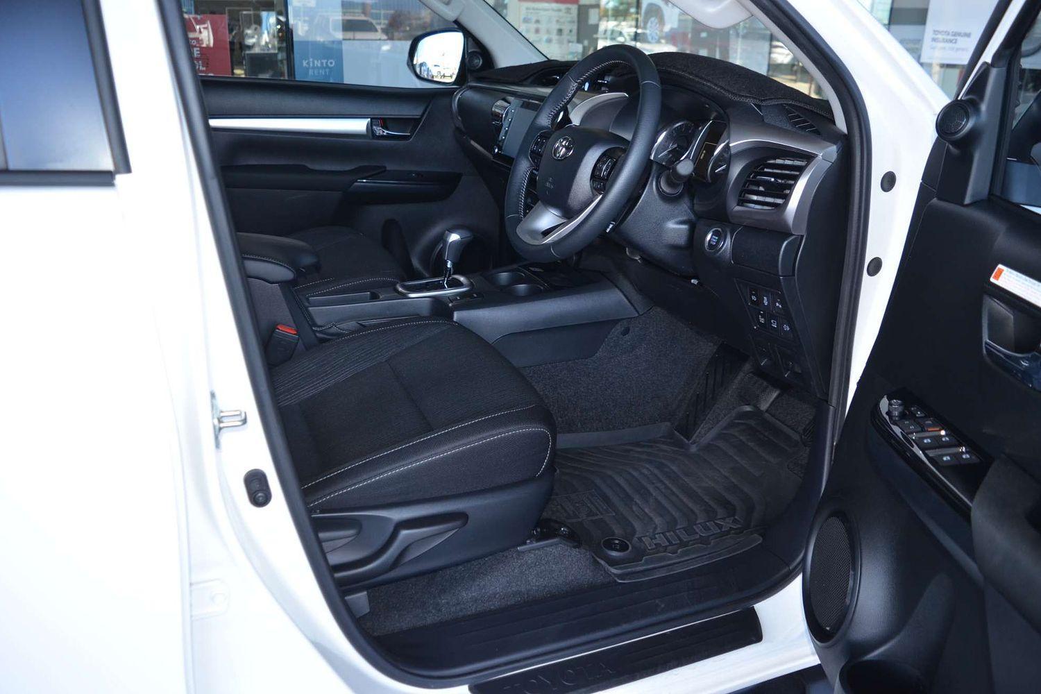 2024 Toyota Hilux SR5 in White