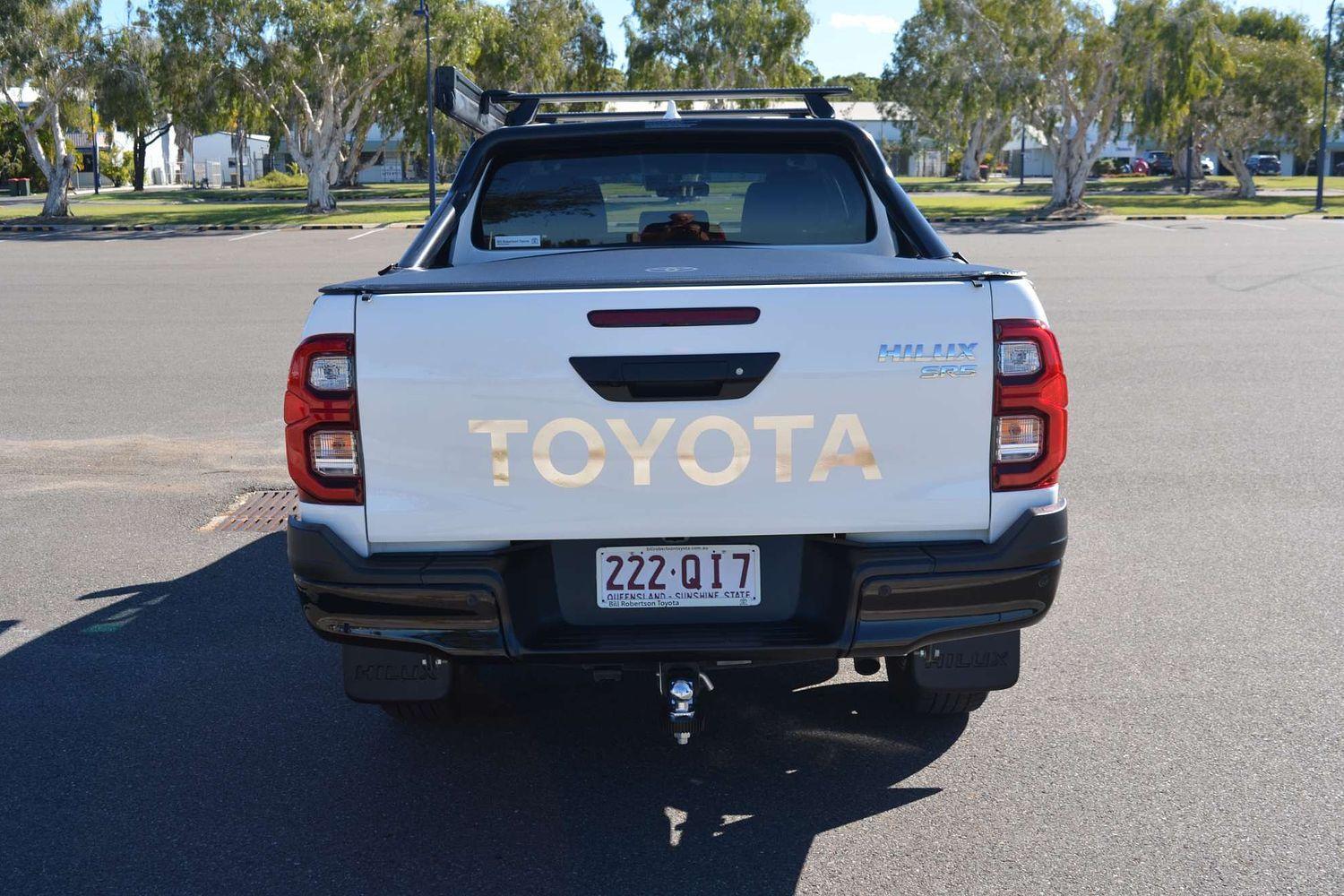 2024 Toyota Hilux SR5 in White