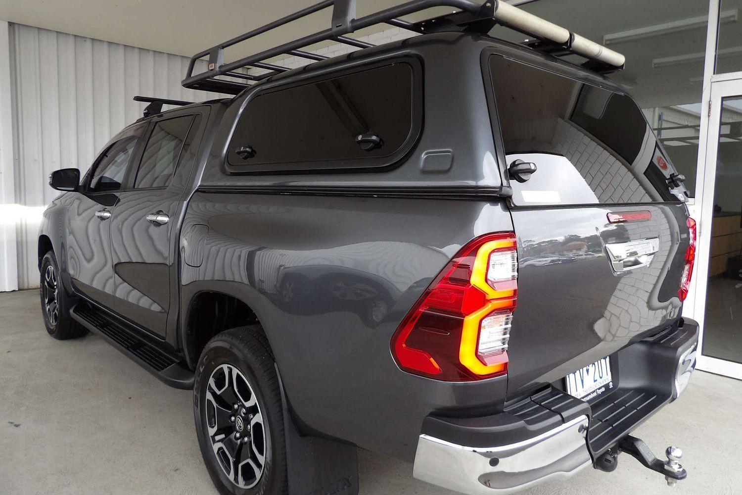 2021 Toyota Hilux SR5 in Silver