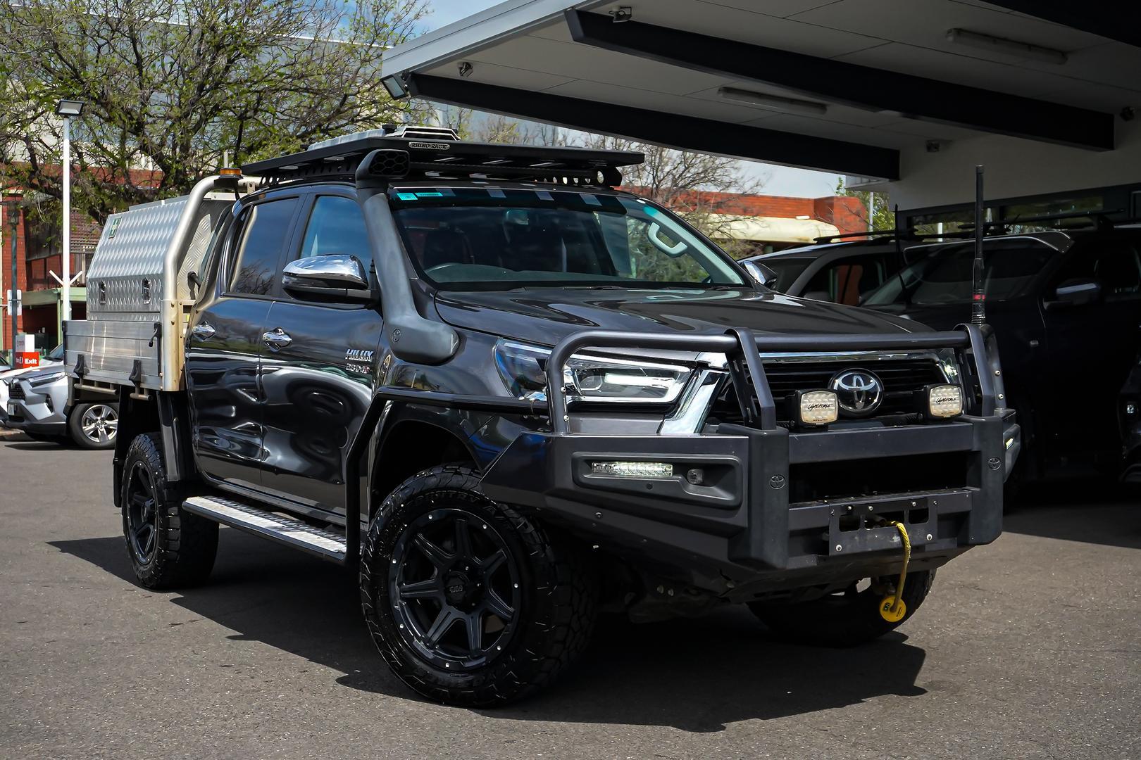 2021 Toyota Hilux SR5 in Silver