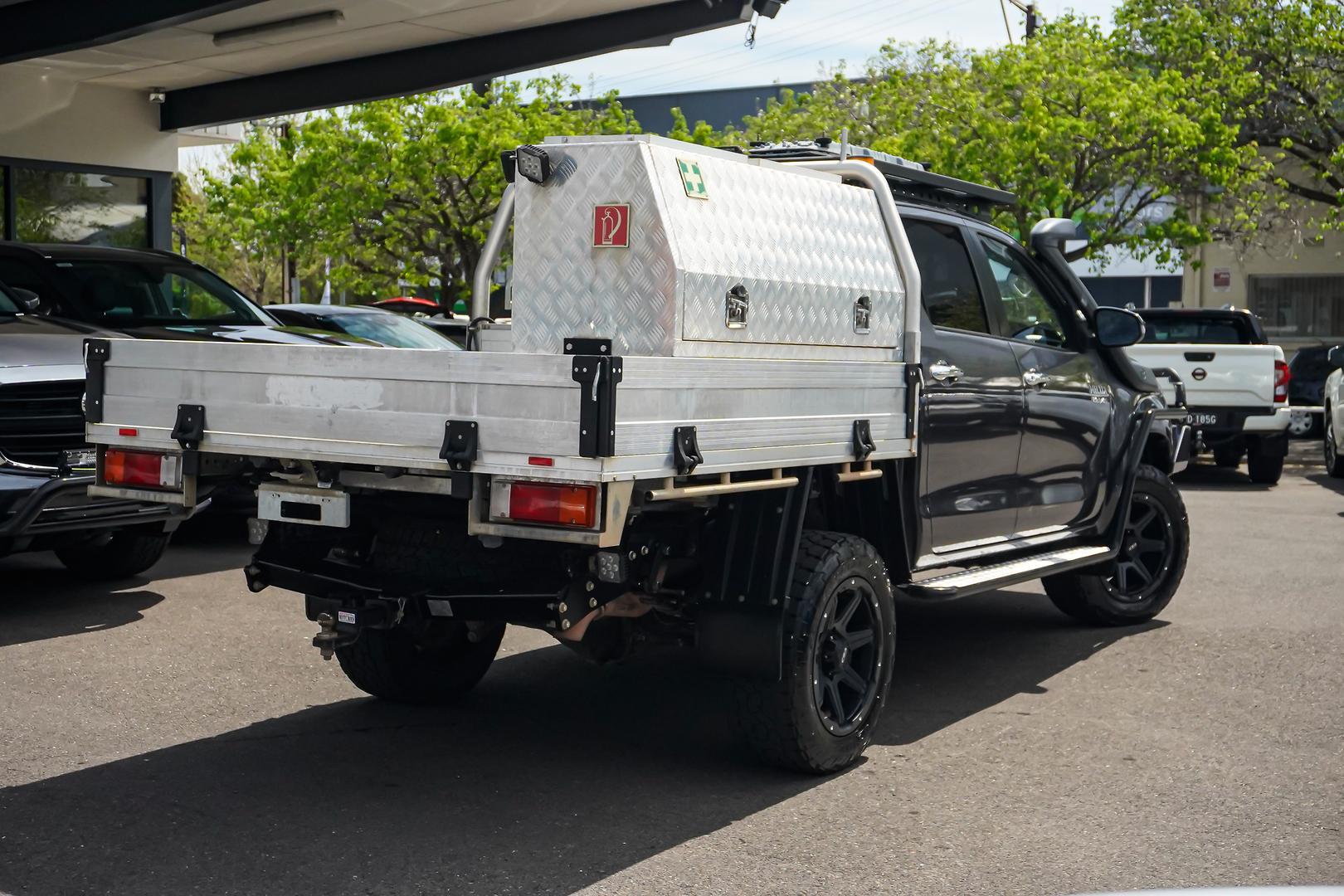 2021 Toyota Hilux SR5 in Silver