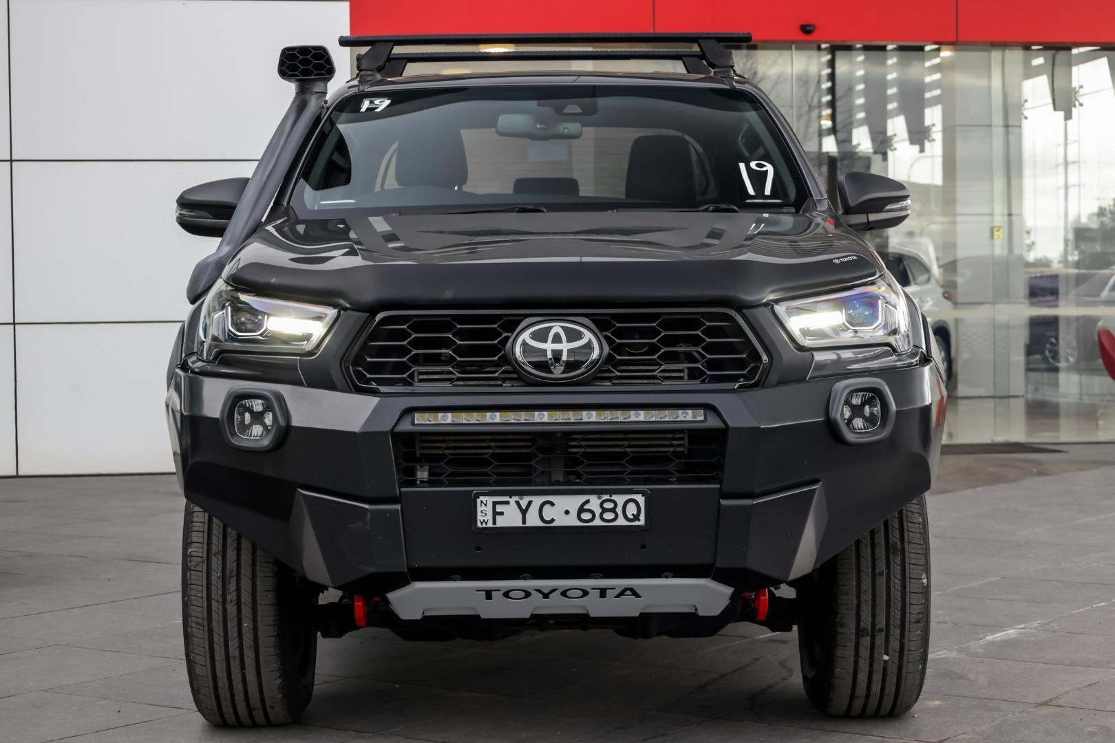 2022 Toyota Hilux Rugged X in Silver