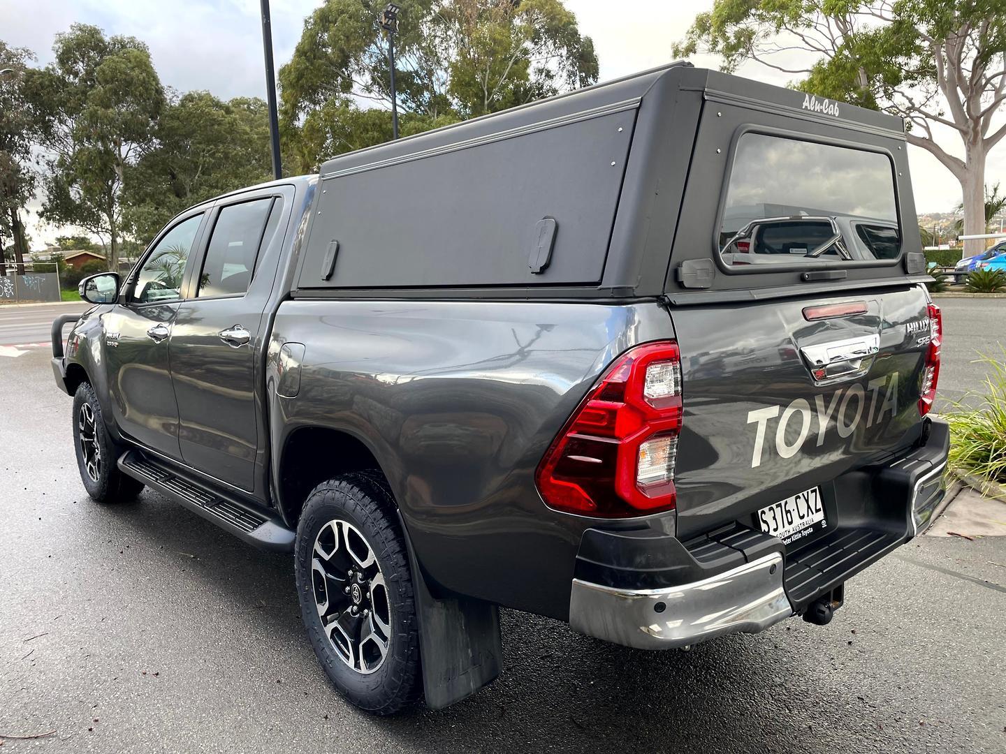 2023 Toyota Hilux SR5 in Silver
